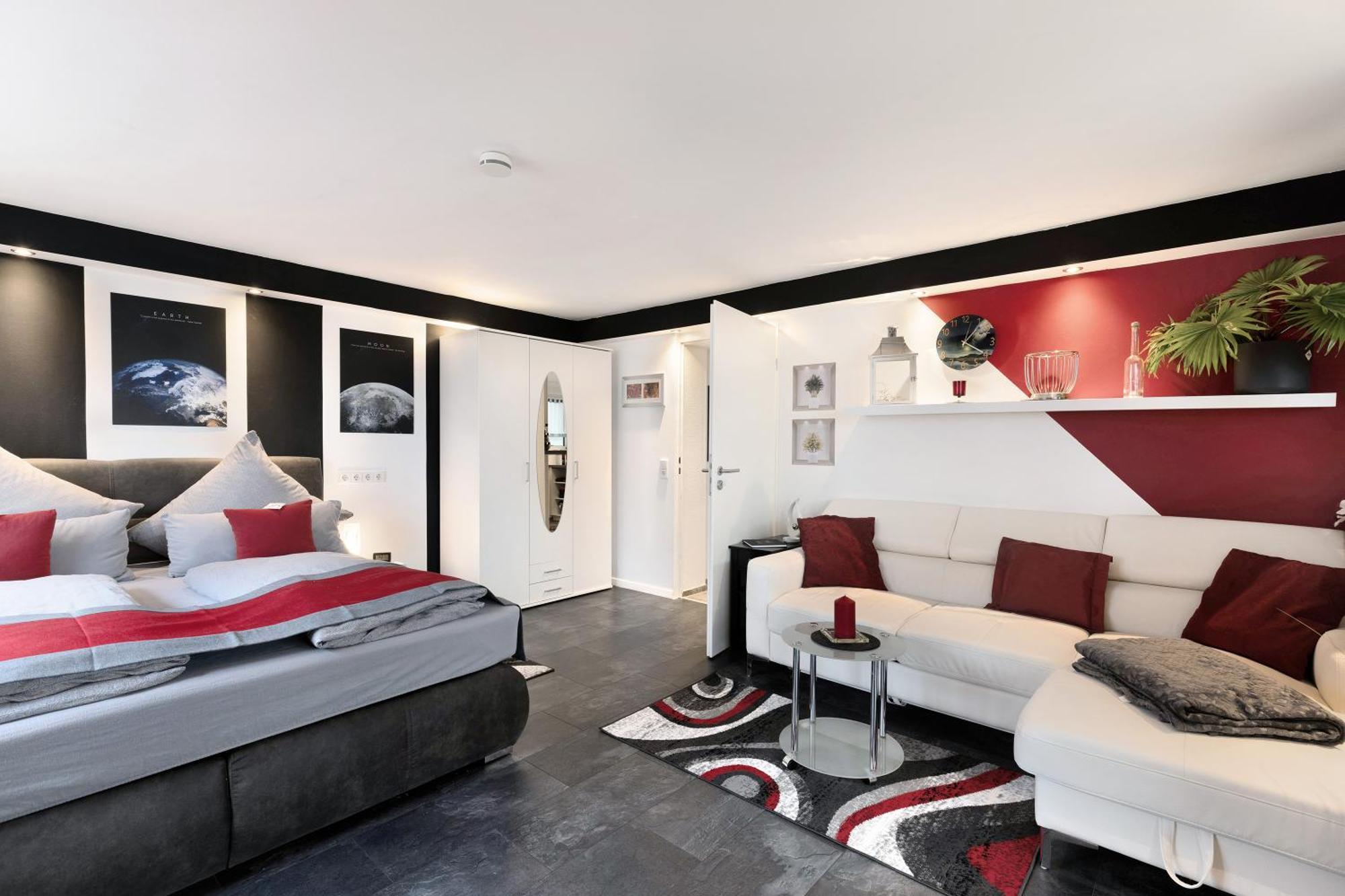 Apartment Am Tobelbach Oberlenningen Exteriör bild