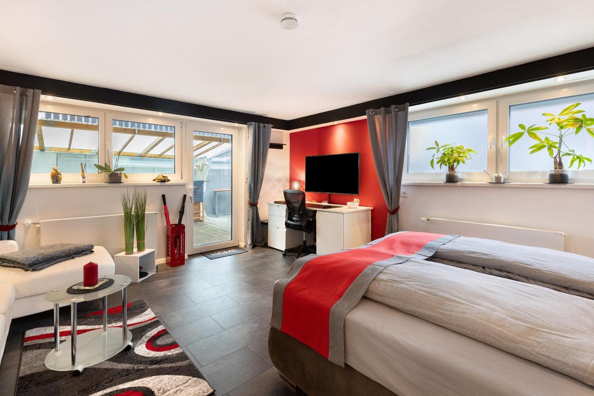 Apartment Am Tobelbach Oberlenningen Exteriör bild